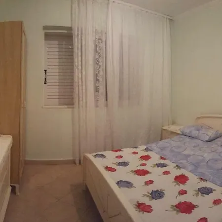 Vila Muskaj Σαράντα